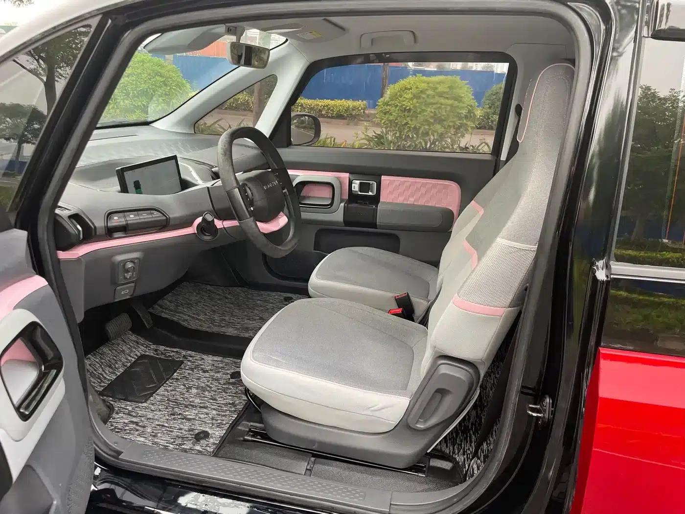 Baojun E300 2020 Plus Interstellar Smart Edition — миниатюра 10