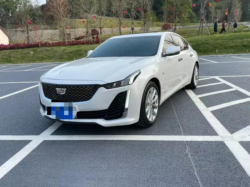 2022 Cadillac CT5 28T Luxury — миниатюра 1