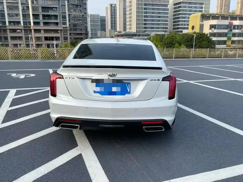 2022 Cadillac CT5 28T Luxury — миниатюра 5