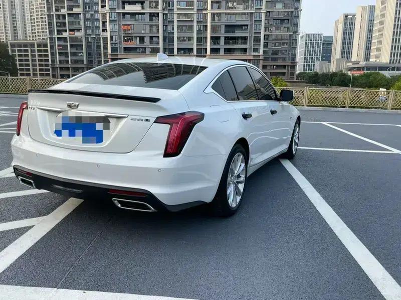 2022 Cadillac CT5 28T Luxury — миниатюра 6