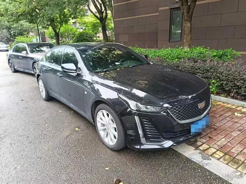 2022 Cadillac CT5 28T Luxury — миниатюра 2