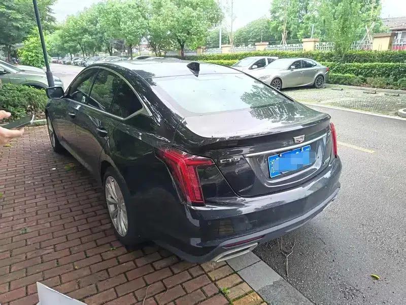 2022 Cadillac CT5 28T Luxury — миниатюра 3