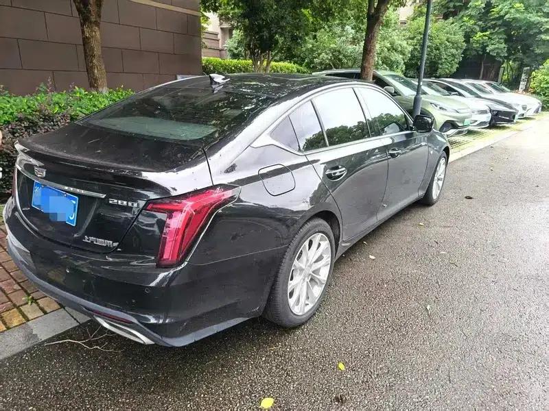2022 Cadillac CT5 28T Luxury — миниатюра 4