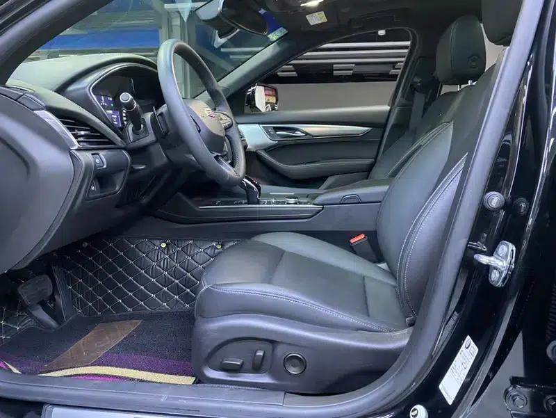 2022 Cadillac CT5 28T Luxury — миниатюра 12