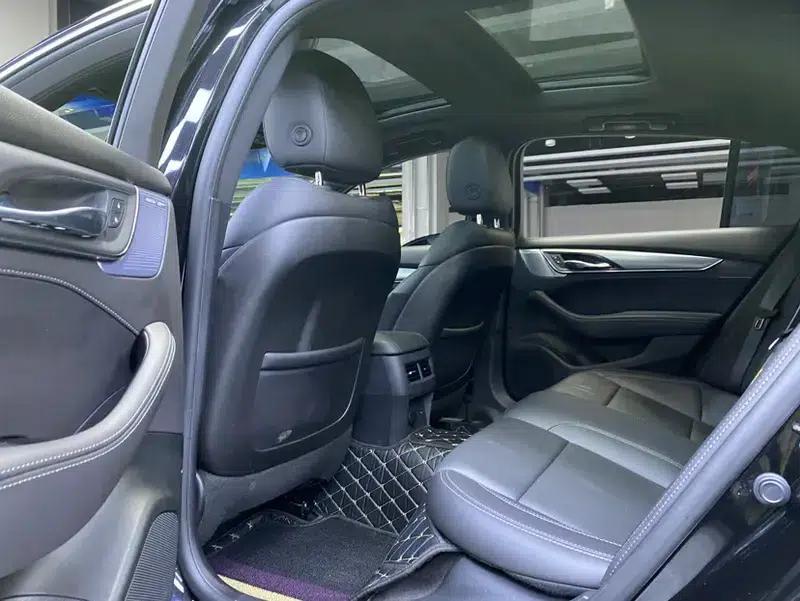 2022 Cadillac CT5 28T Luxury — миниатюра 13