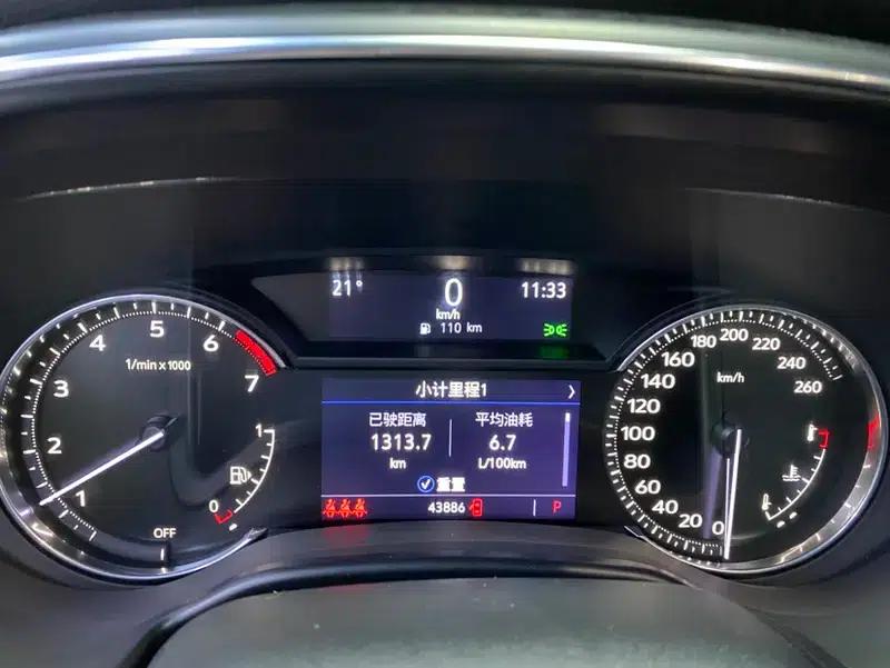 2022 Cadillac CT5 28T Luxury — миниатюра 10