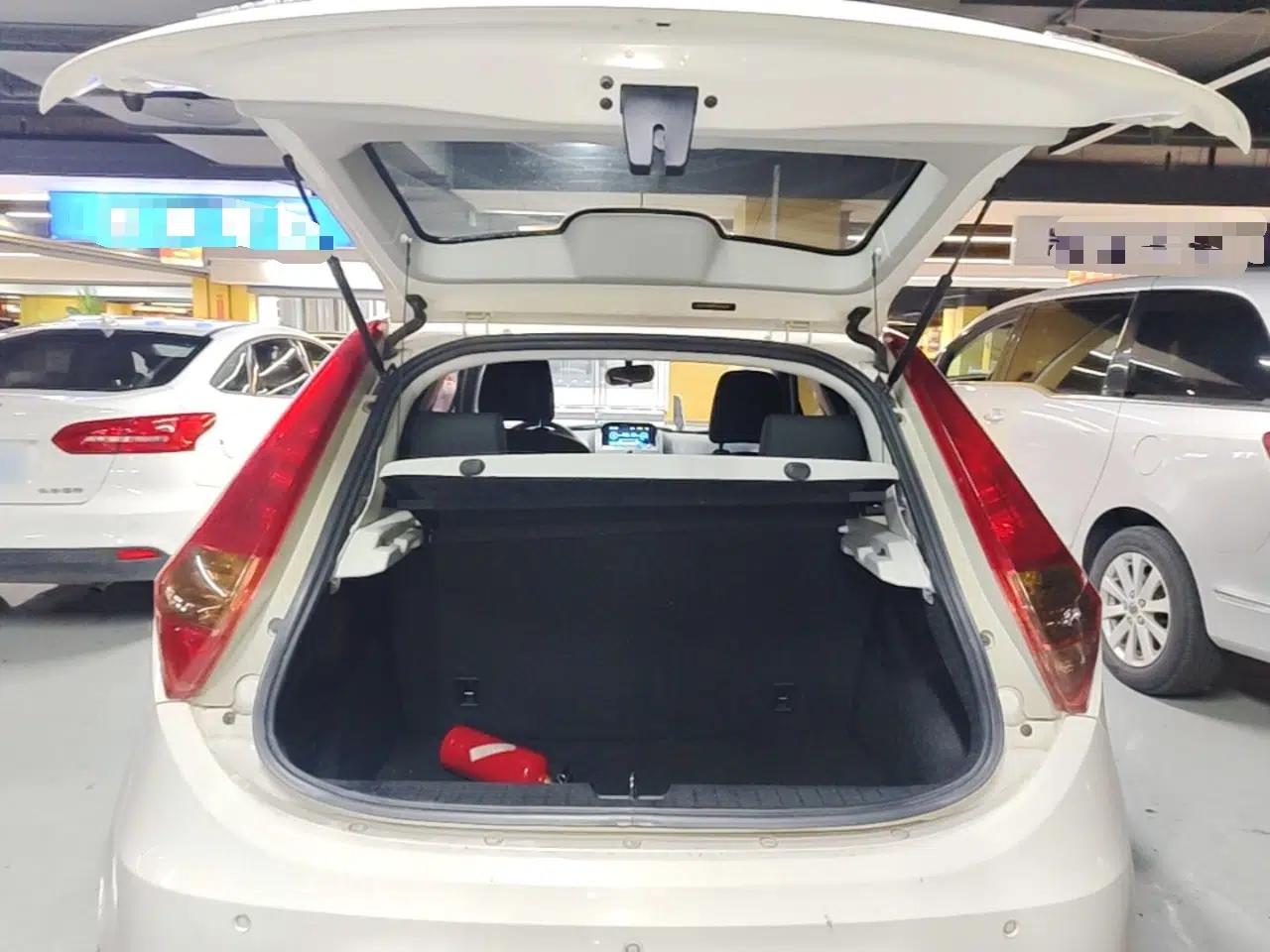 MG 3 2014 1.5L AMT Elite Edition — миниатюра 22