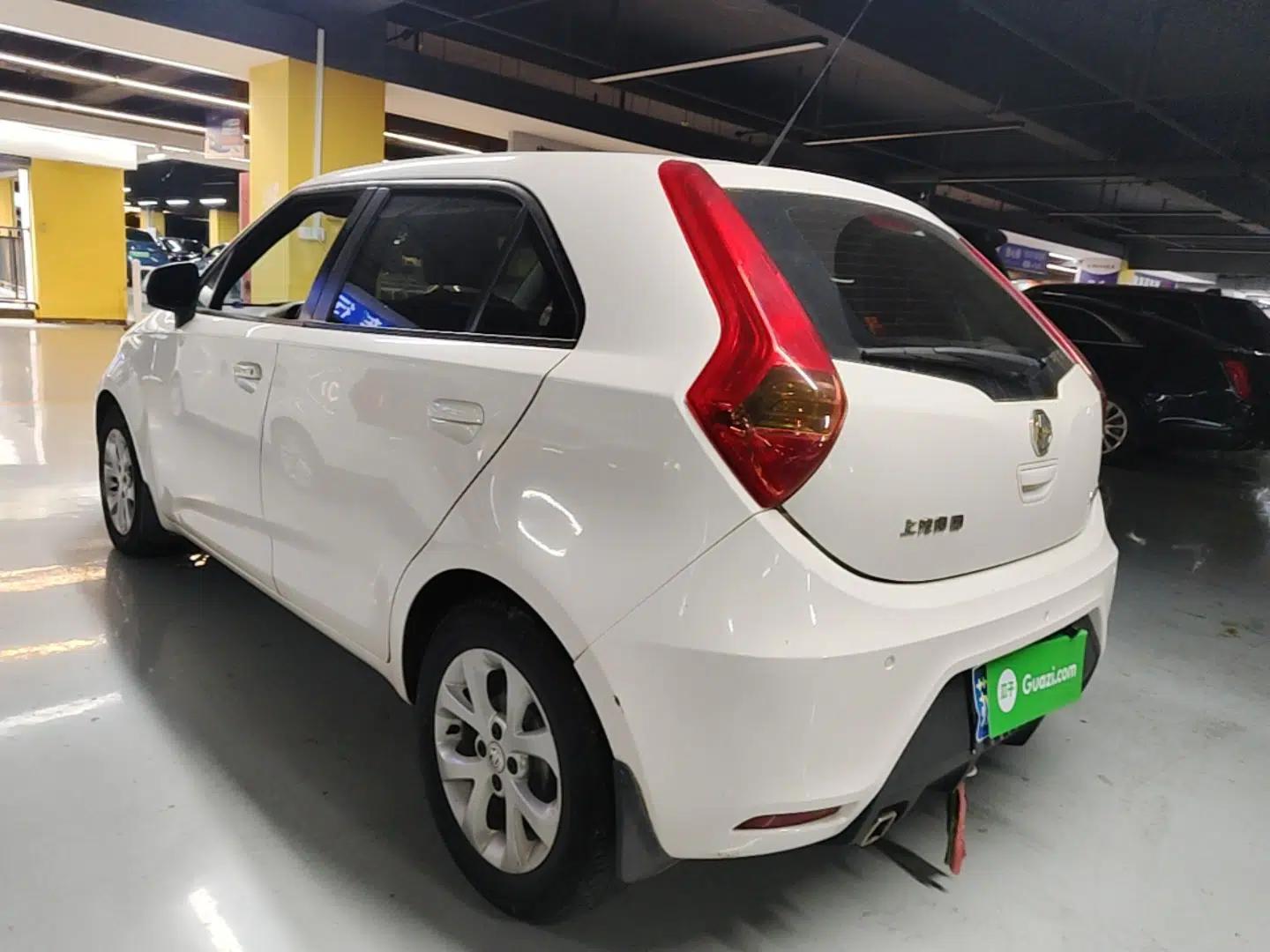 MG 3 2014 1.5L AMT Elite Edition — миниатюра 4