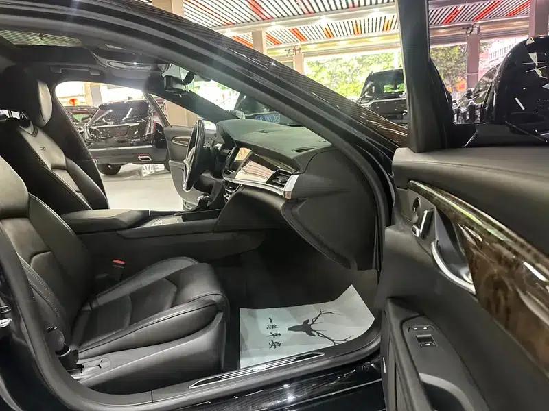 2017 Cadillac CT6 28T Luxury — миниатюра 13
