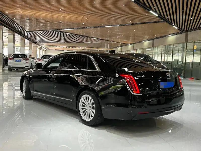 2017 Cadillac CT6 28T Luxury — миниатюра 4