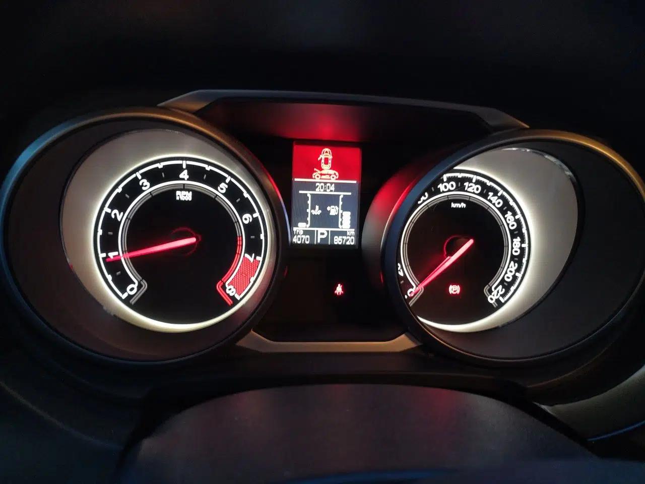 MG GS 2015 2.0TGI TST Four-Wheel Drive Flagship Edition — миниатюра 11