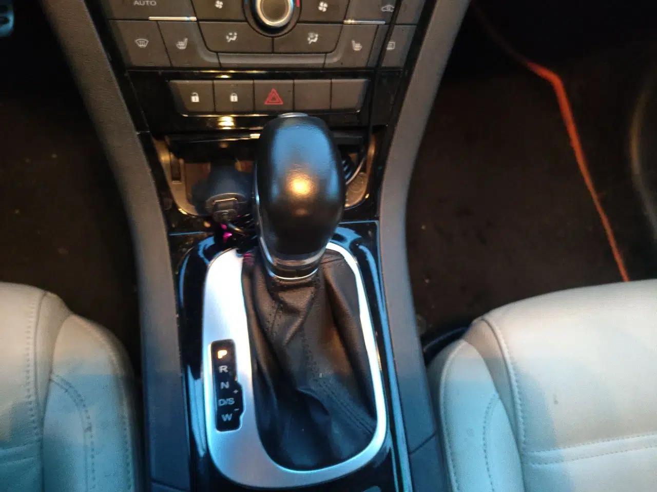 MG GS 2015 2.0TGI TST Four-Wheel Drive Flagship Edition — миниатюра 14