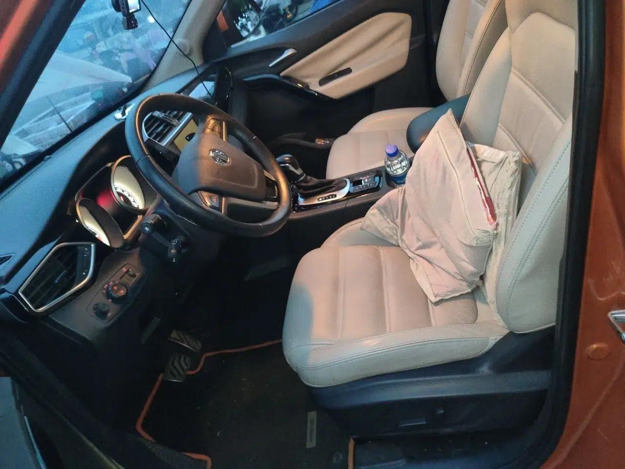 MG GS 2015 2.0TGI TST Four-Wheel Drive Flagship Edition — миниатюра 15