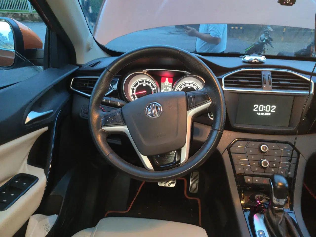 MG GS 2015 2.0TGI TST Four-Wheel Drive Flagship Edition — миниатюра 10