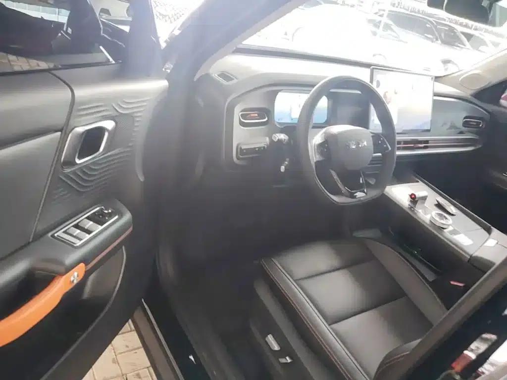Beijing BJ30 2026 Traveler 1.5T Hybrid Standard Edition — миниатюра 16
