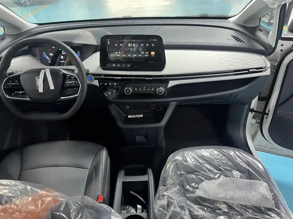 Bestune NAT 2023 PRO Enjoy Travel Edition 425km — миниатюра 9
