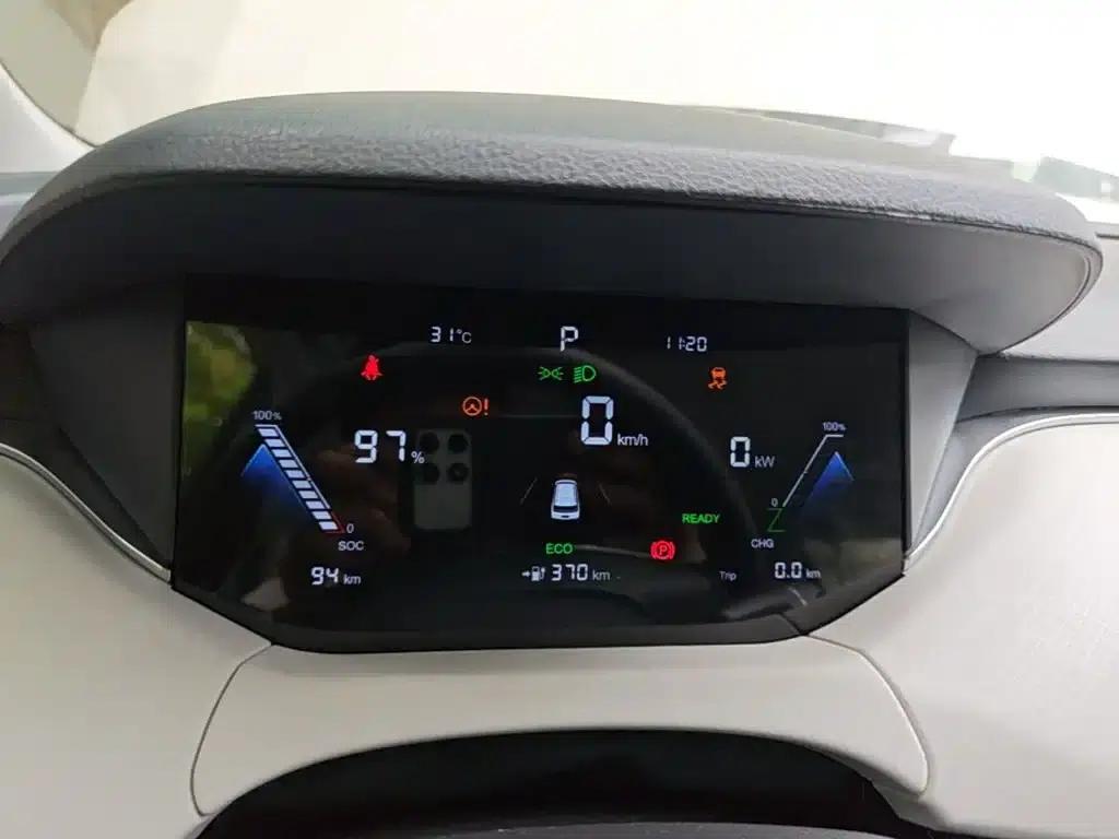 Bestune NAT 2022 Model: Comfortable Travel, Battery Swapping Taxi Version — миниатюра 12
