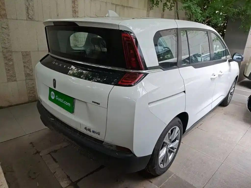 Bestune NAT 2022 Model: Comfortable Travel, Battery Swapping Taxi Version — миниатюра 7