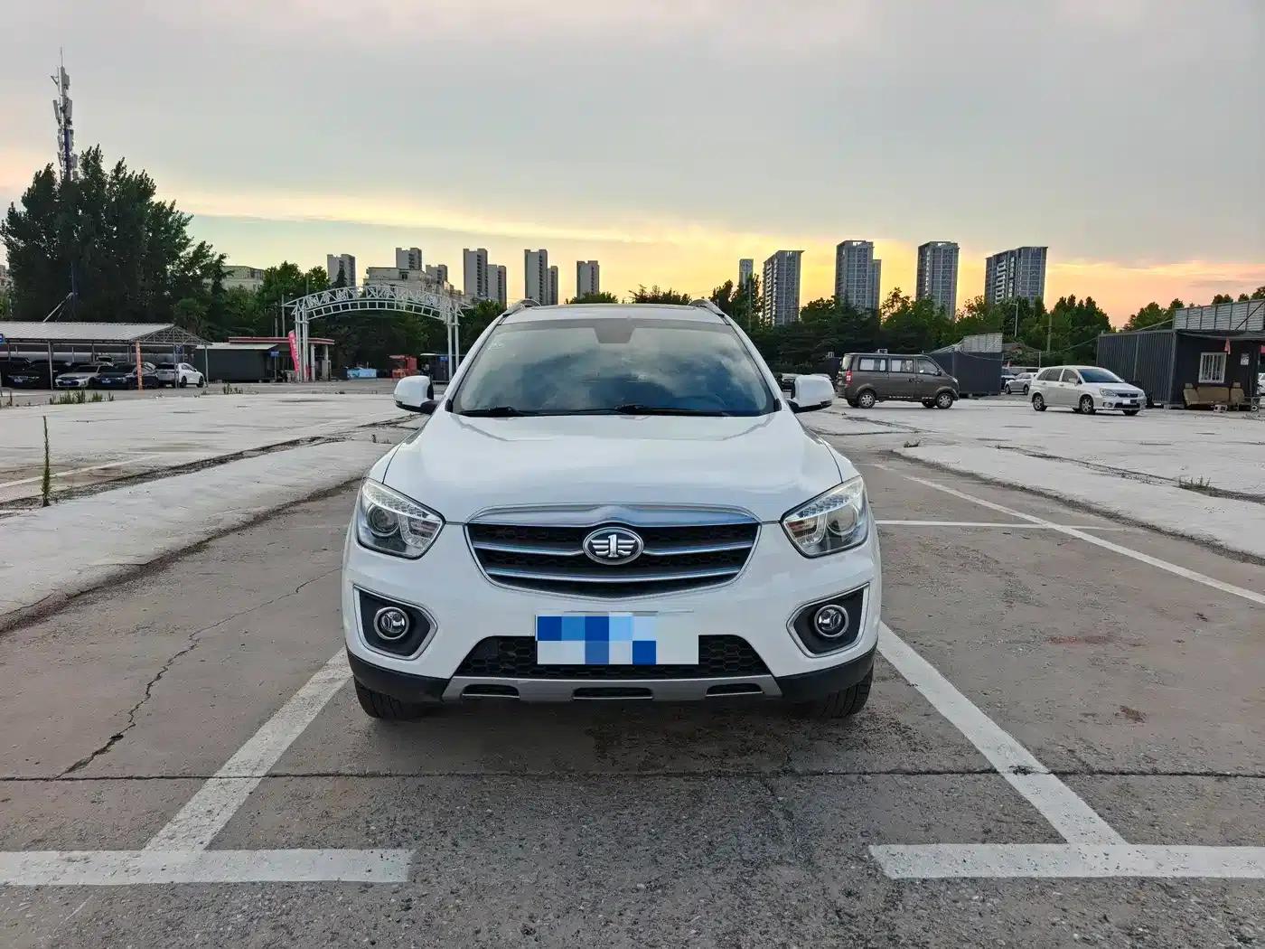 Besturn X80 2013 2.0L Automatic Comfort Model — миниатюра 2