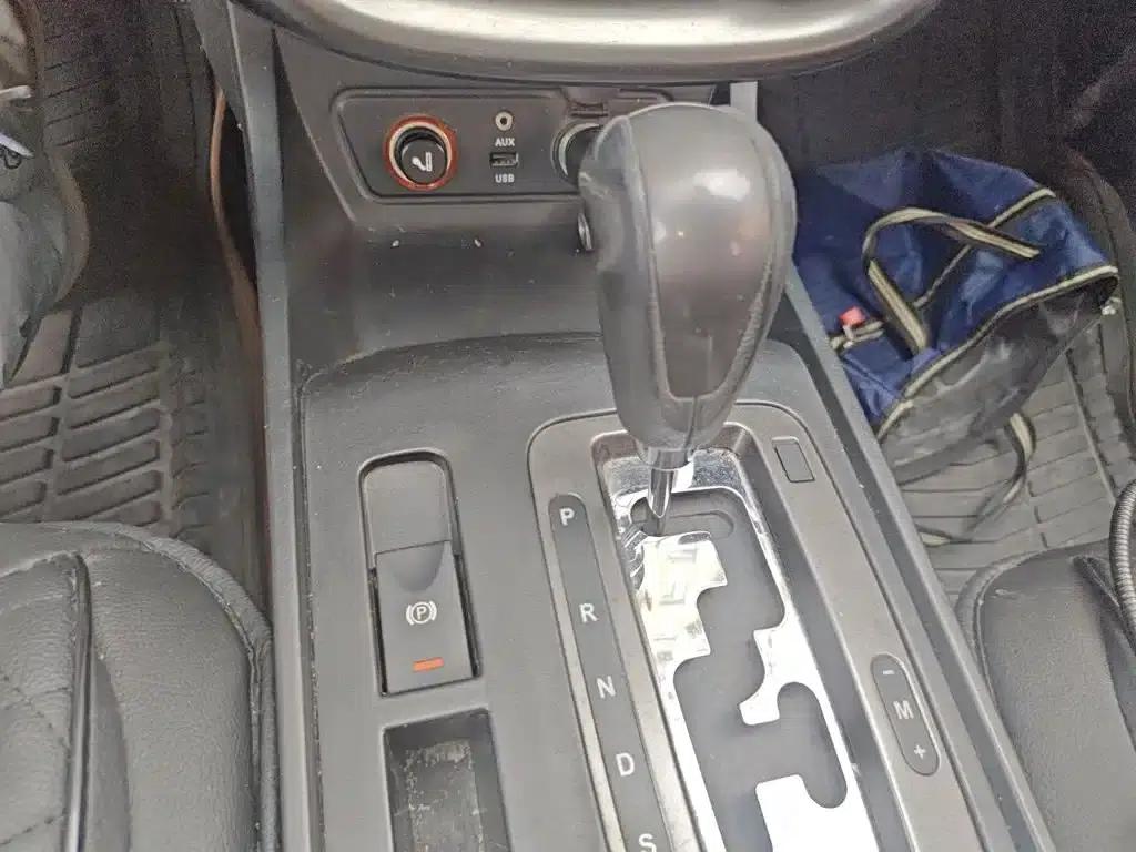 Besturn X80 2016 2.0L Automatic Comfort Model — миниатюра 7