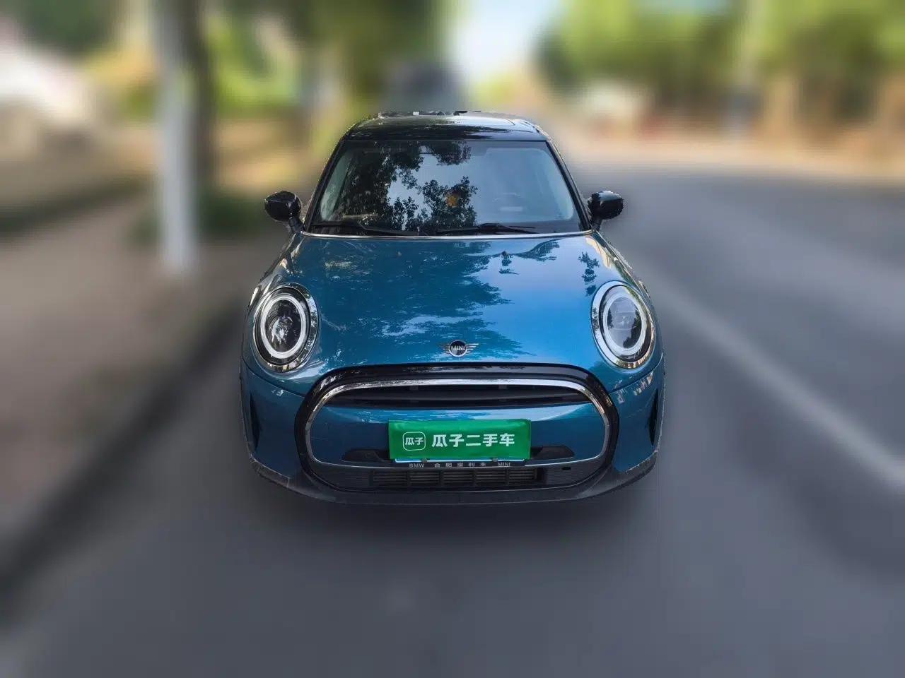 MINI 2021 1.5T COOPER Classic Edition Five-Door Version — миниатюра 2