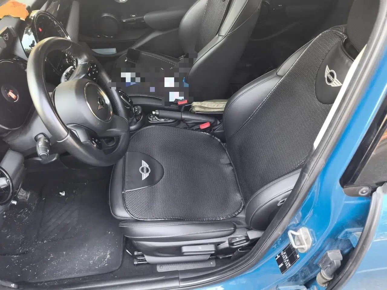 MINI 2021 1.5T COOPER Classic Edition Five-Door Version — миниатюра 15