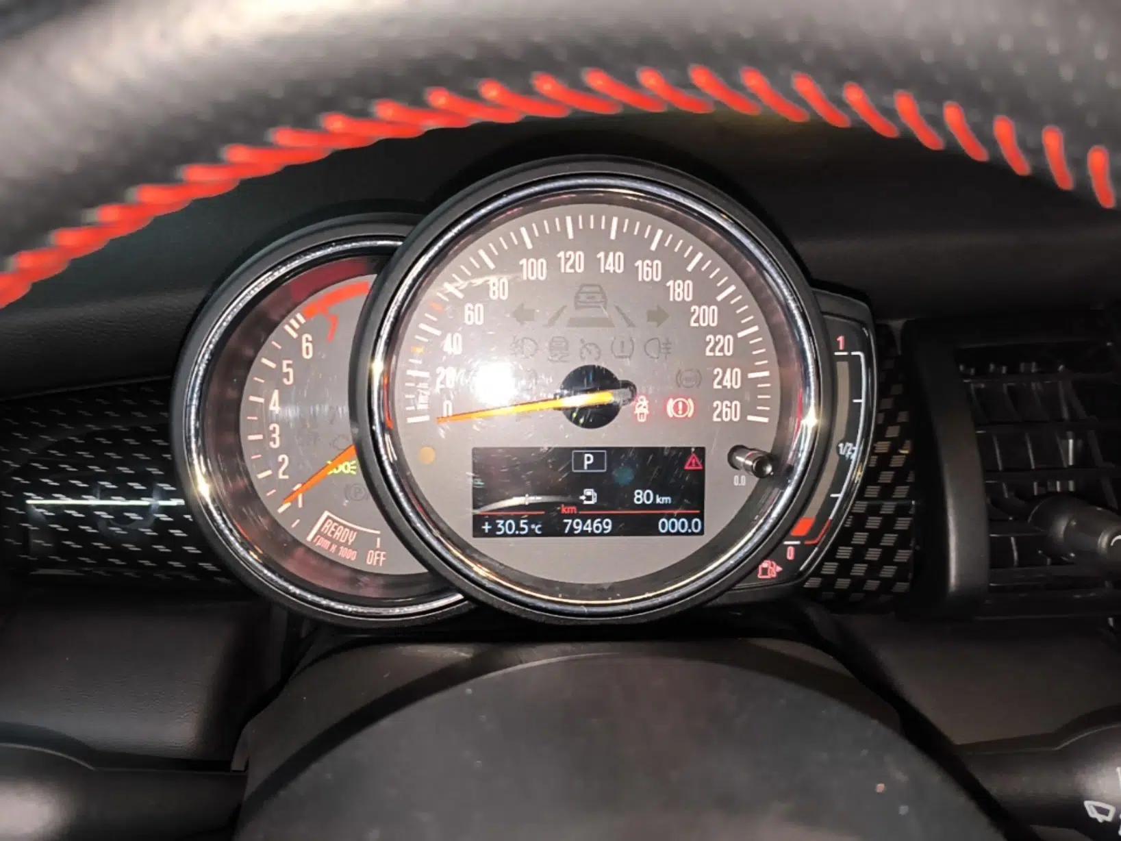 MINI 2018 2.0T COOPER S Racing Edition 5-door model — миниатюра 19