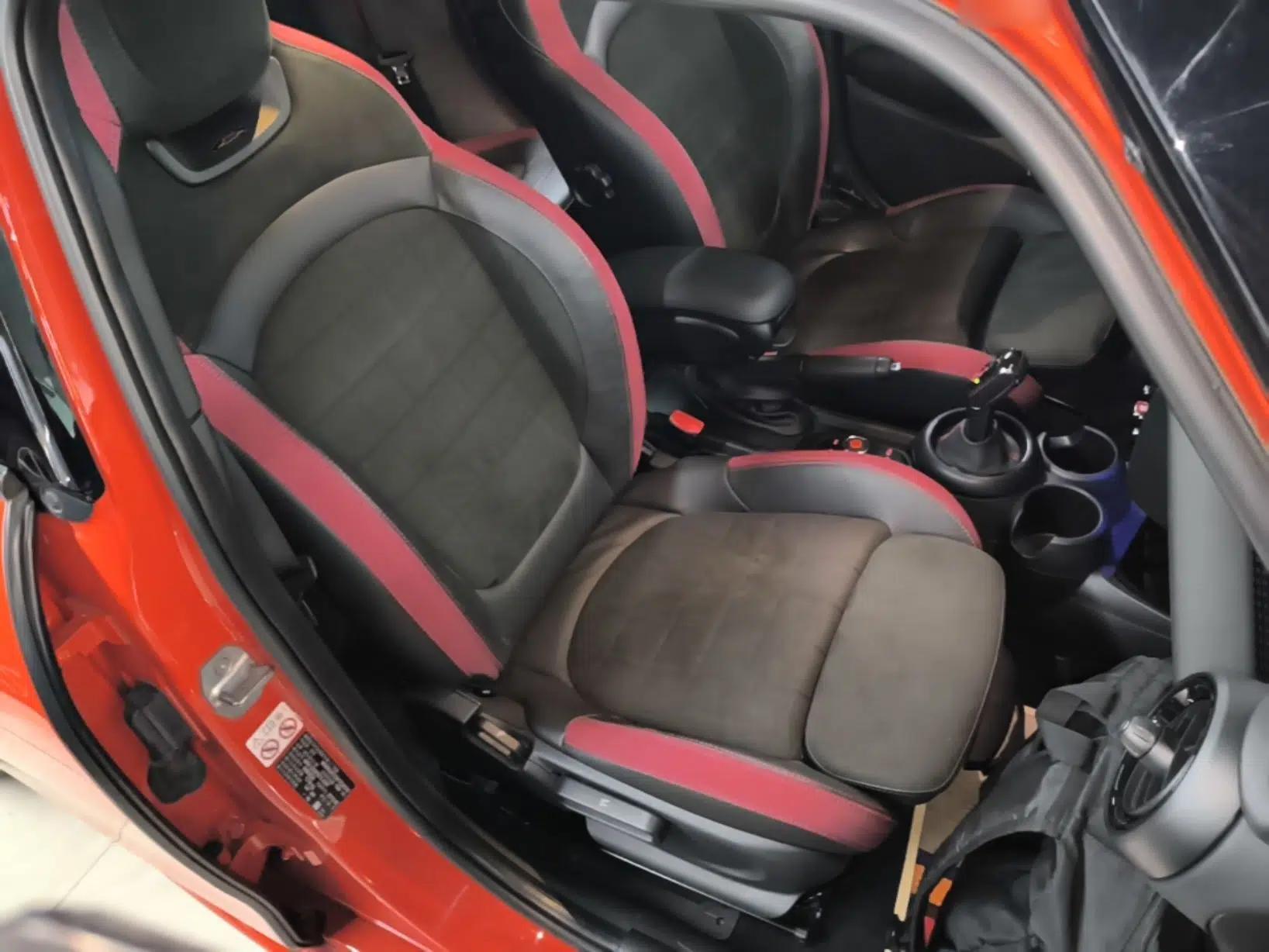 MINI 2018 2.0T COOPER S Racing Edition 5-door model — миниатюра 24