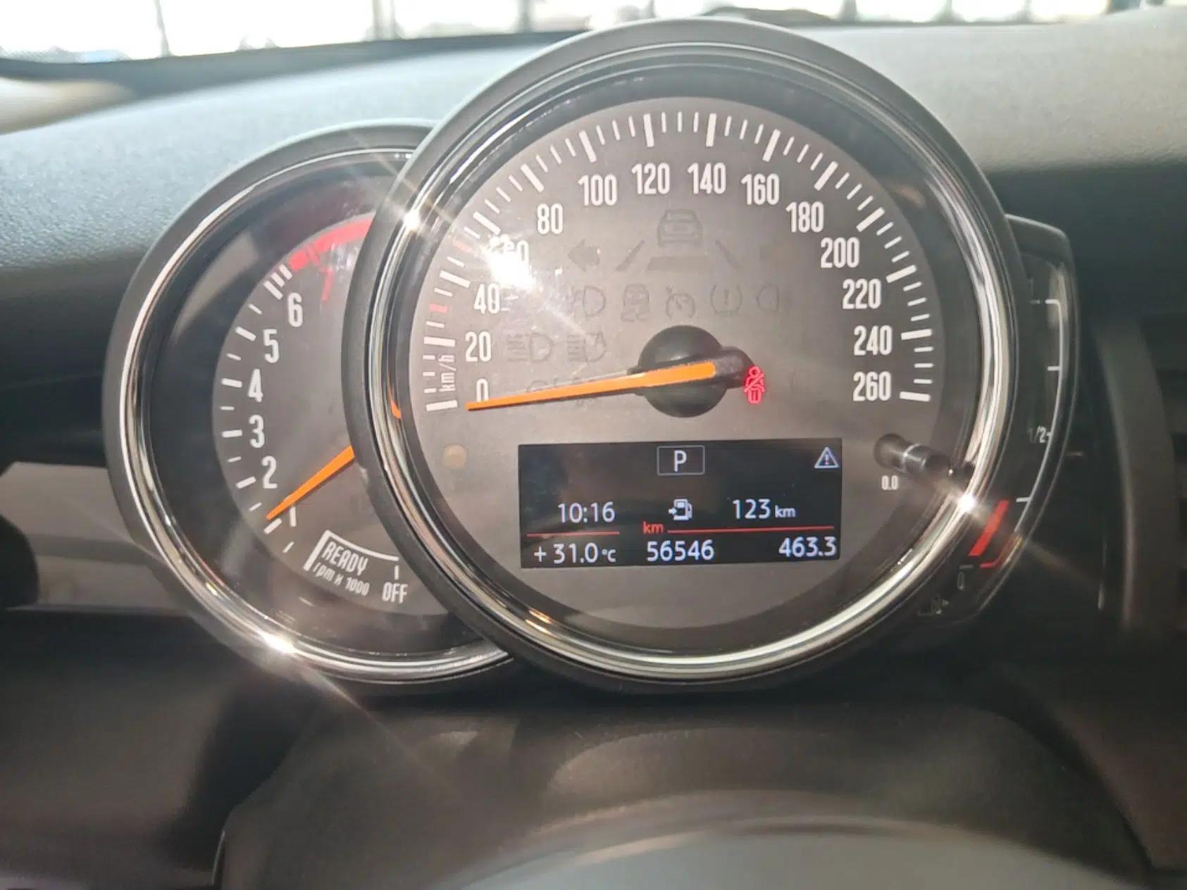 MINI 2019 1.5T COOPER Classic Edition Five-Door Version — миниатюра 14