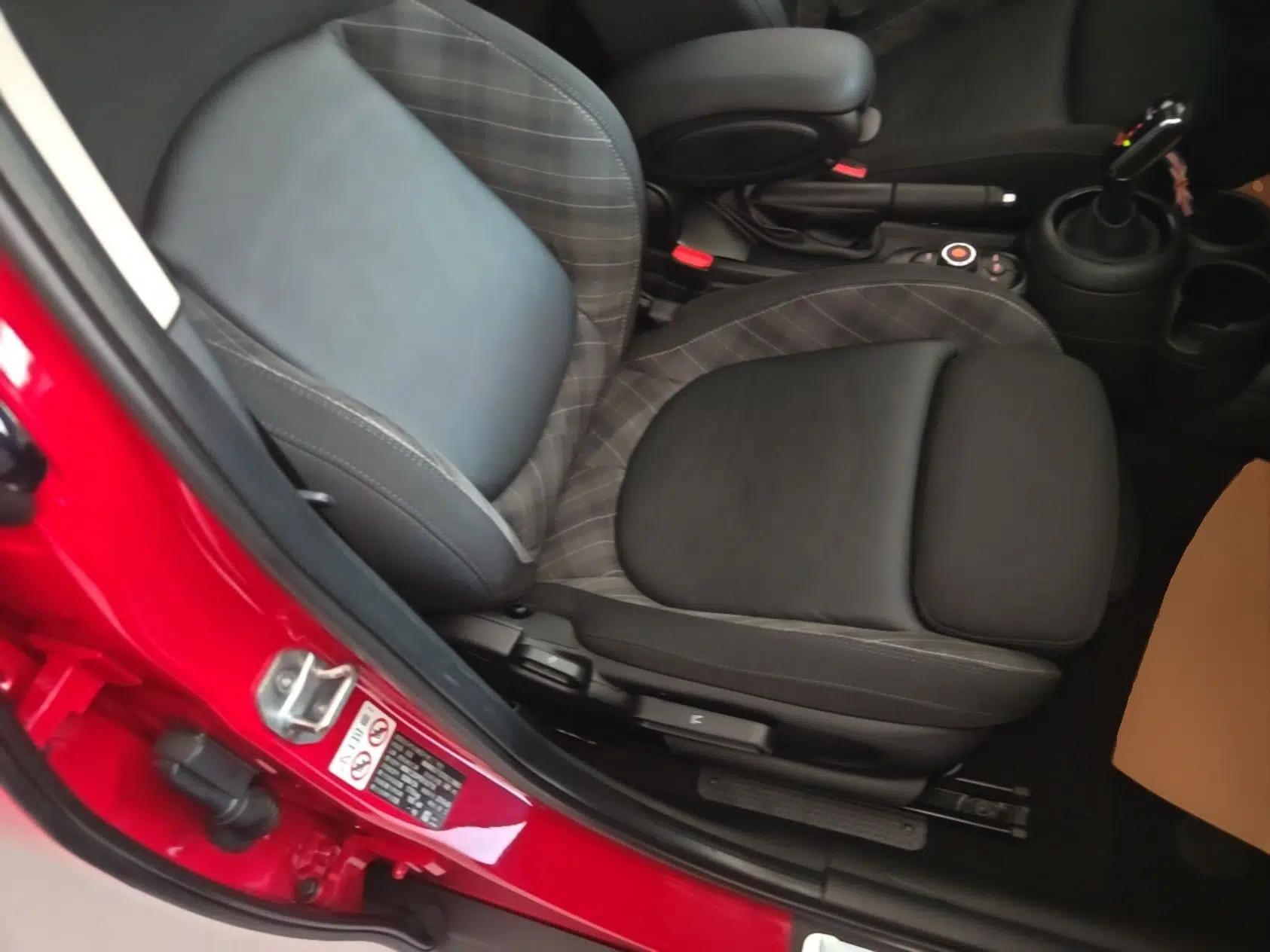 MINI 2019 1.5T COOPER Classic Edition Five-Door Version — миниатюра 19