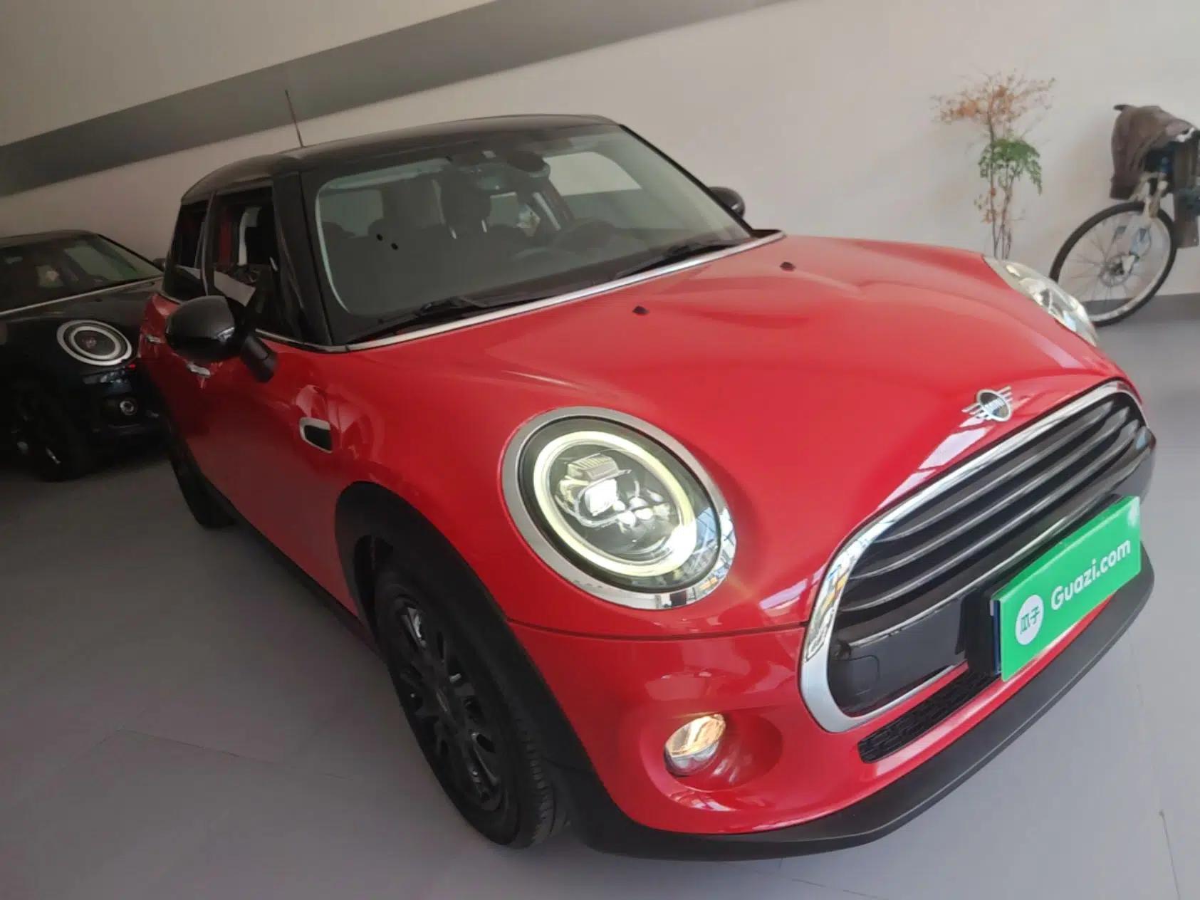 MINI 2019 1.5T COOPER Classic Edition Five-Door Version — миниатюра 3
