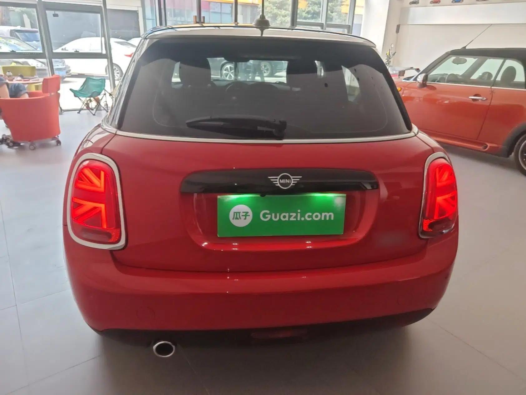 MINI 2019 1.5T COOPER Classic Edition Five-Door Version — миниатюра 5