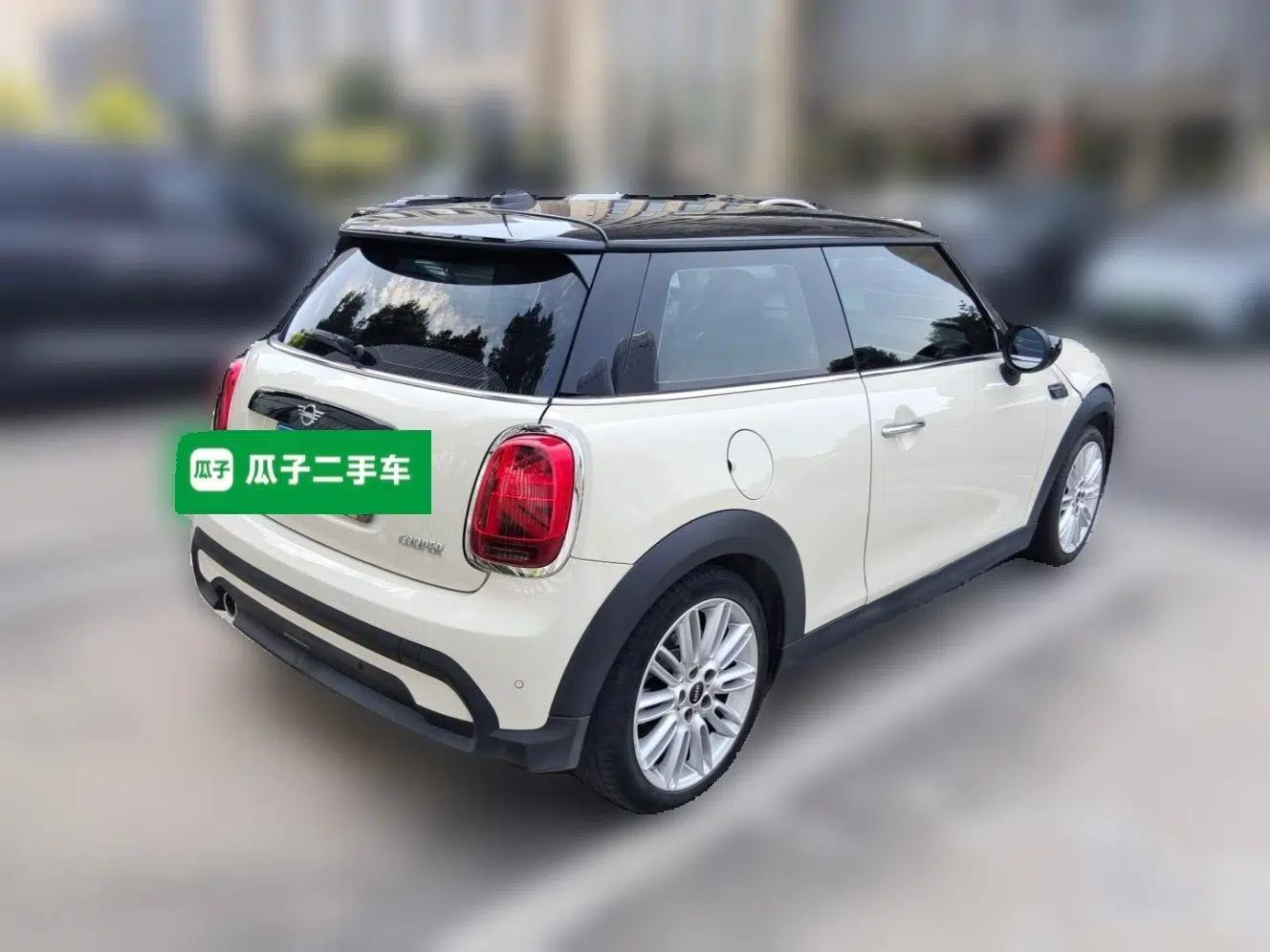 MINI 2022 1.5T COOPER Classic Edition — миниатюра 6