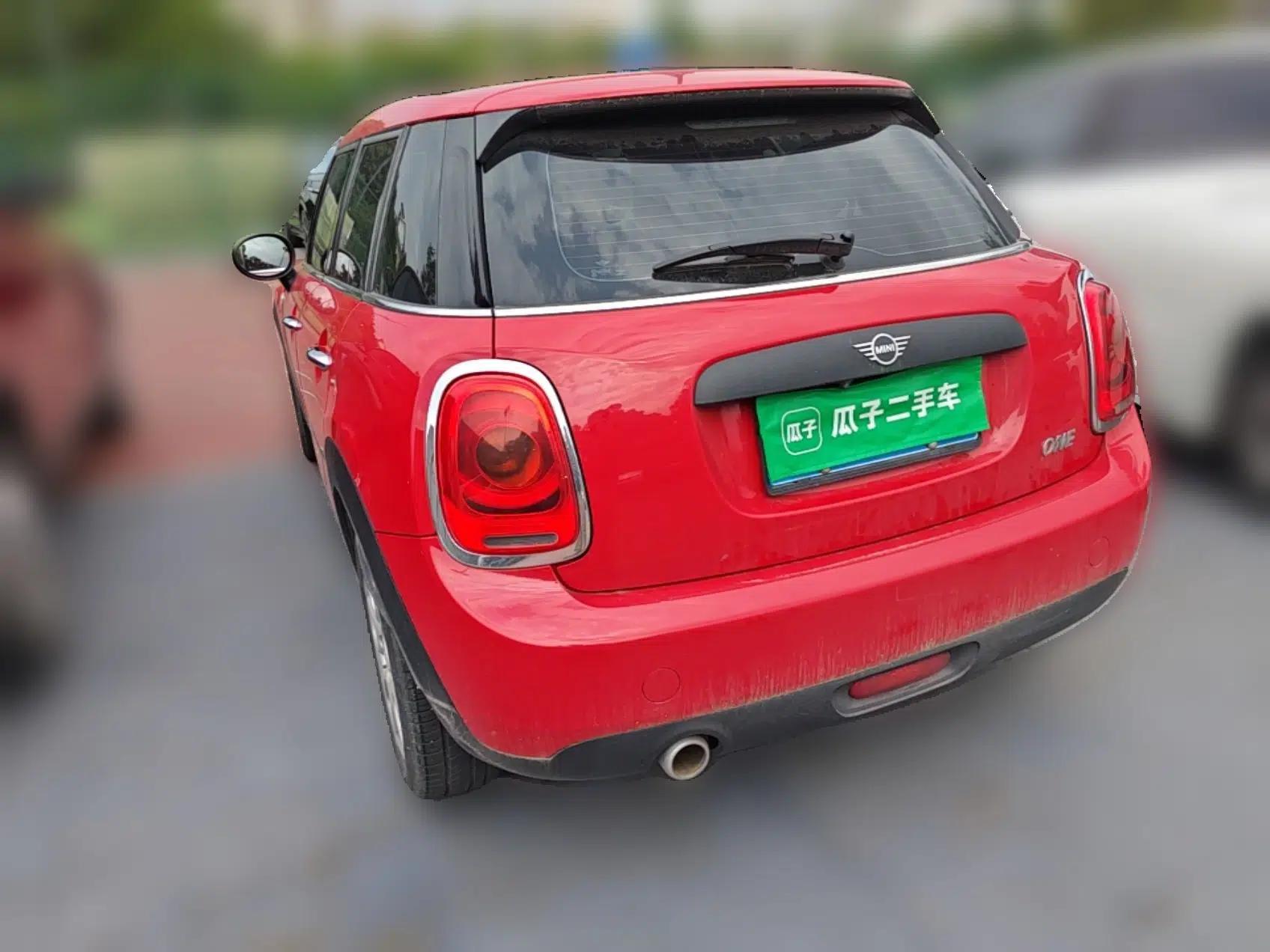 MINI 2020 1.5T ONE Five-Door Edition — миниатюра 4