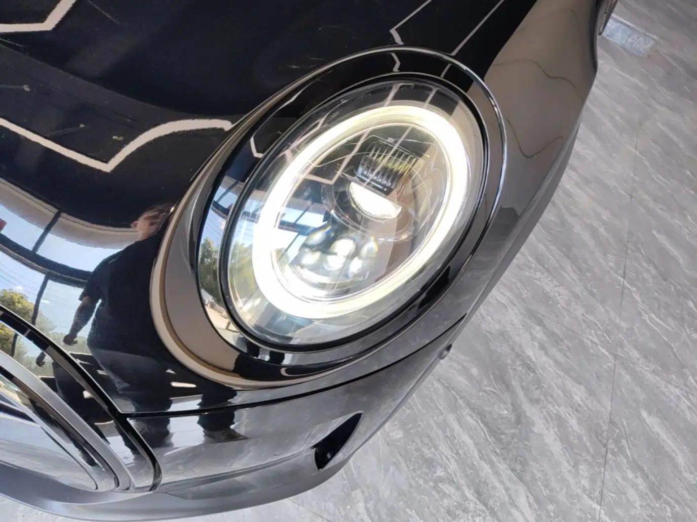 MINI 2022 Updated 1.5T COOPER Artist Five-Door Edition — миниатюра 8