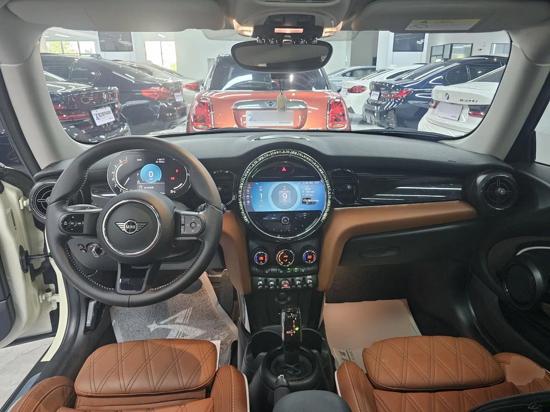 MINI 2022 Updated 1.5T COOPER Artist — миниатюра 17