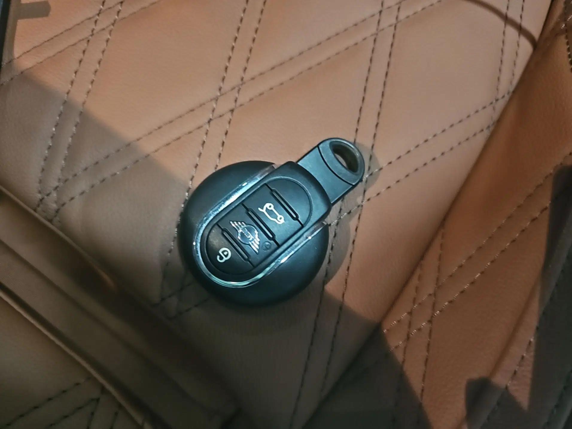 MINI 2022 Updated 1.5T COOPER Artist — миниатюра 28