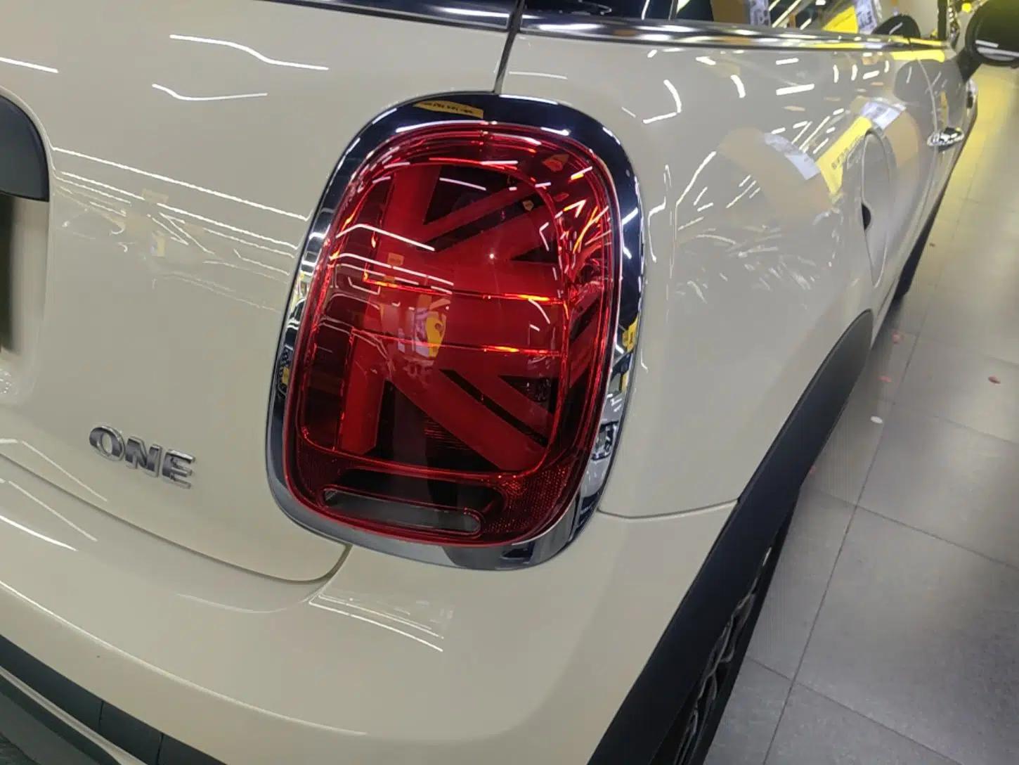 MINI 2022 Updated 1.5T ONE — миниатюра 9