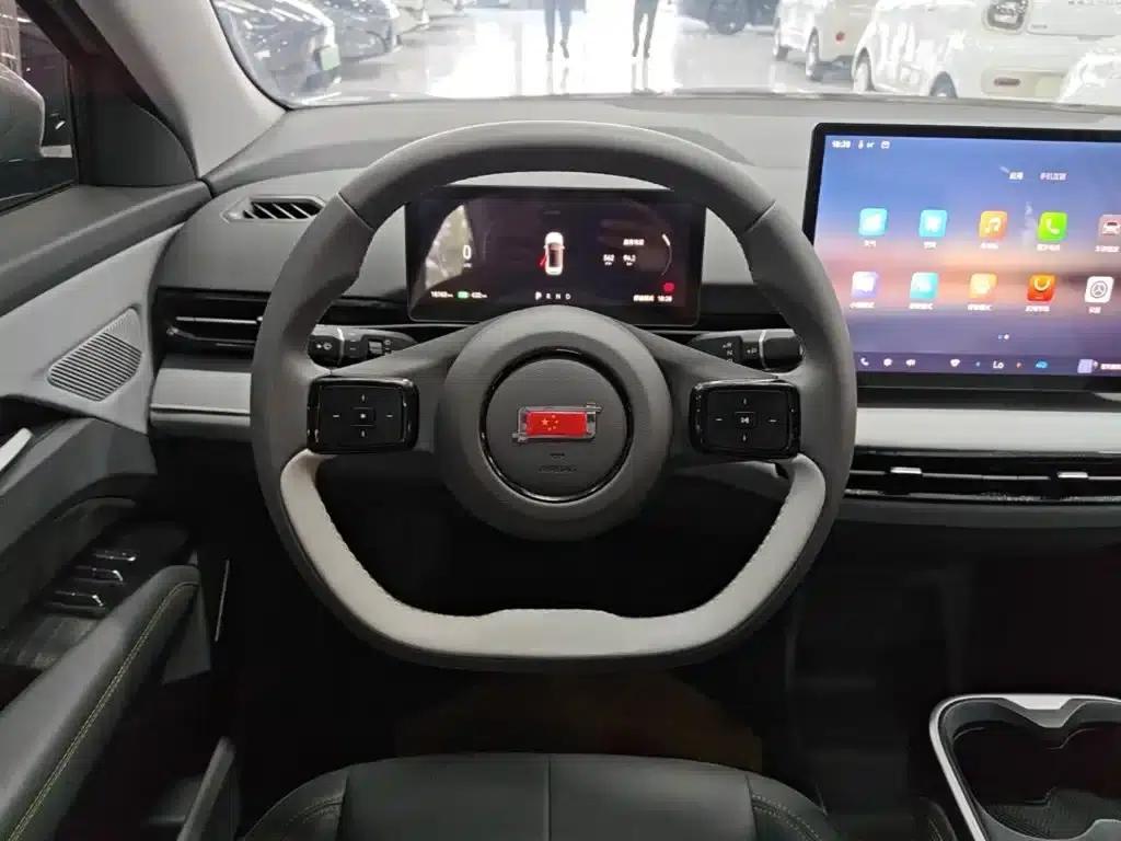 Yueyi 03 2025 Model 565km Enjoy Edition — миниатюра 11