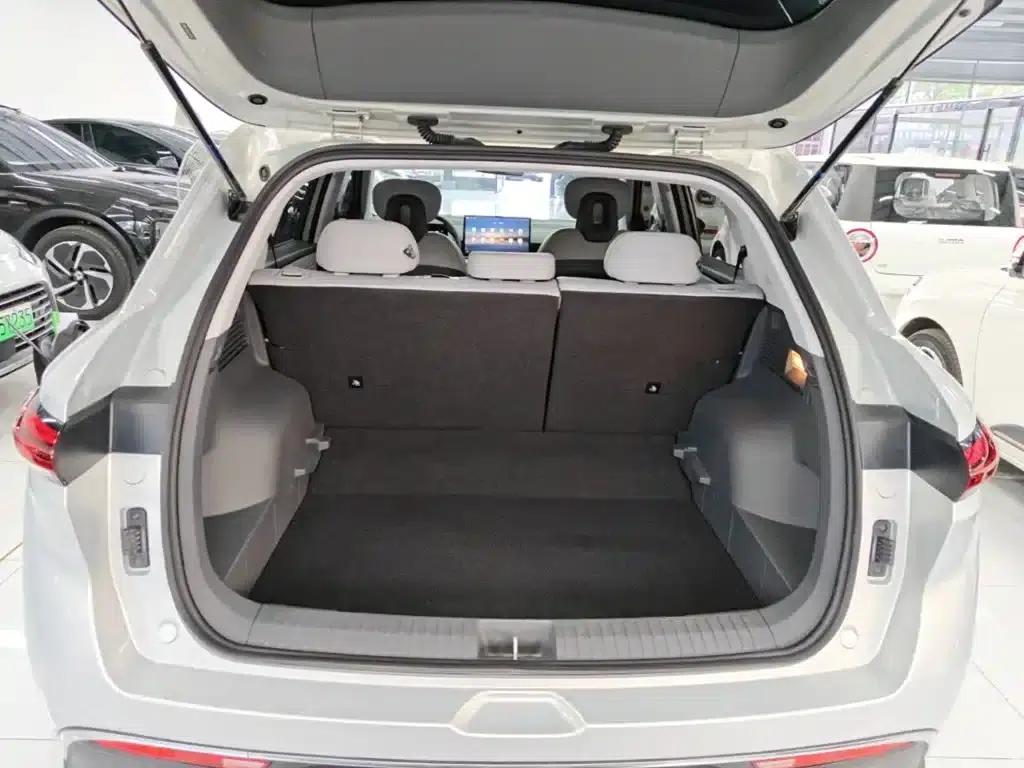 Yueyi 03 2025 Model 565km Enjoy Edition — миниатюра 19