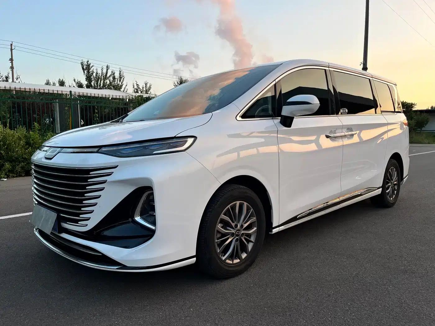 Bestune M9 2023 2.0T Premium Edition — миниатюра 1