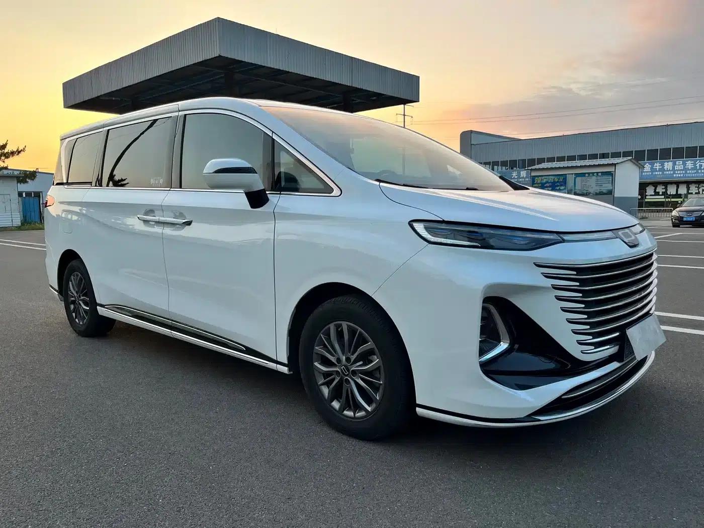 Bestune M9 2023 2.0T Premium Edition — миниатюра 3