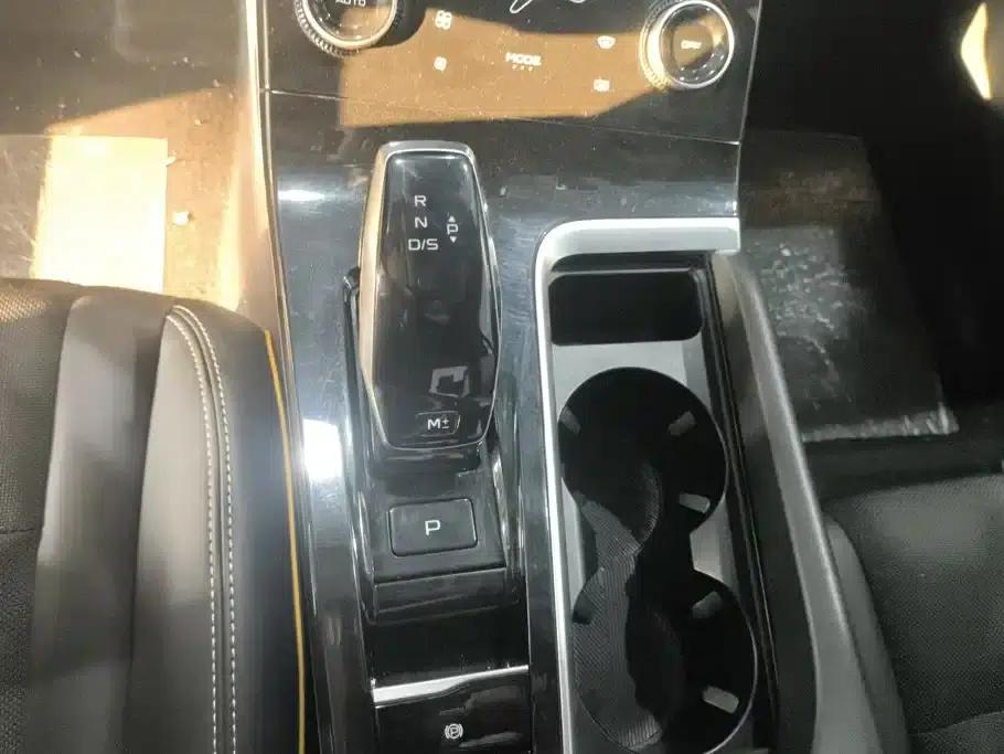 Bestune B70S 2022 2.0T Intelligent and Trendy Commander — миниатюра 16