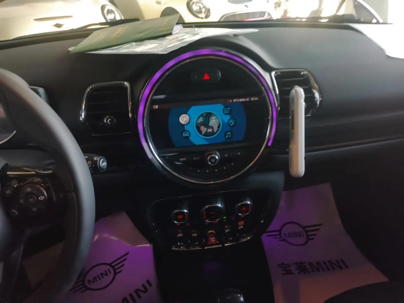 MINI Clubman 2019 1.5T COOPER Connoisseur — миниатюра 20