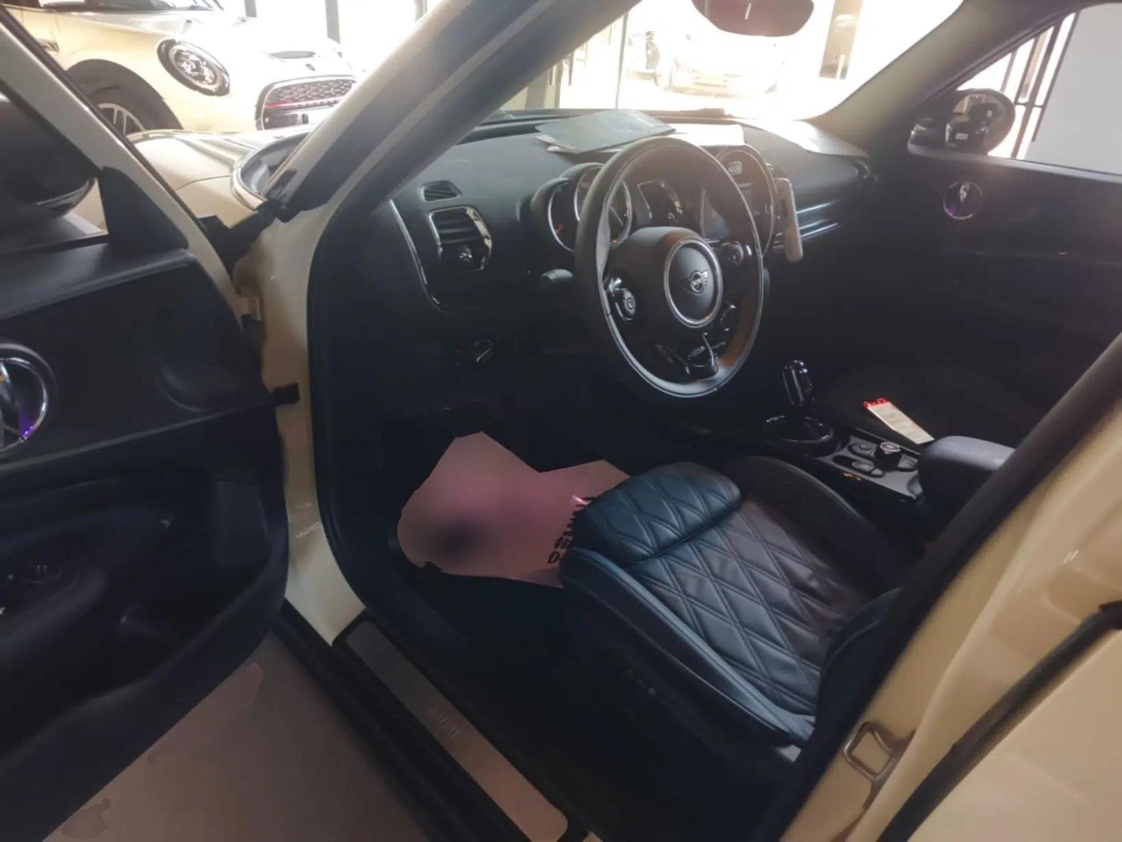 MINI Clubman 2019 1.5T COOPER Connoisseur — миниатюра 23