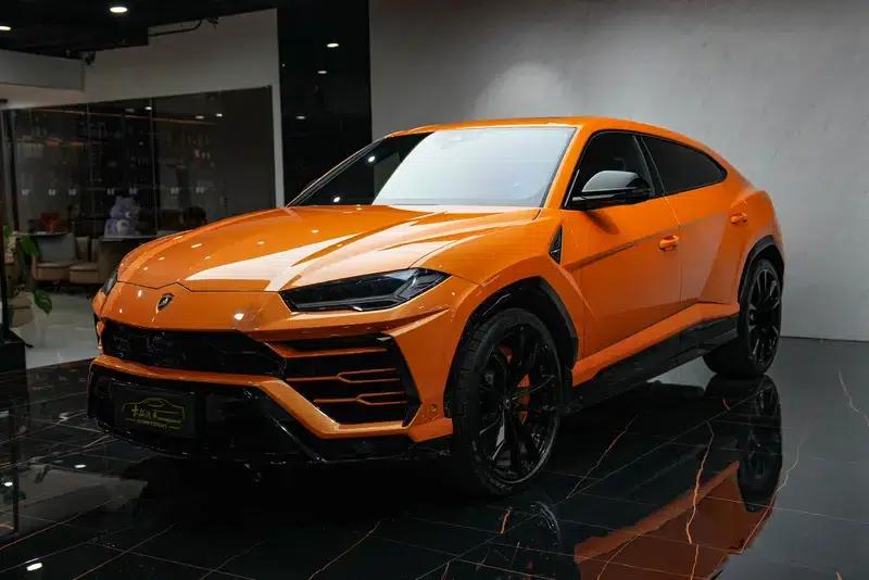 2021 Urus 4.0T V8 — миниатюра 1