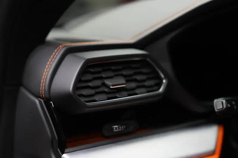 2021 Urus 4.0T V8 — миниатюра 36
