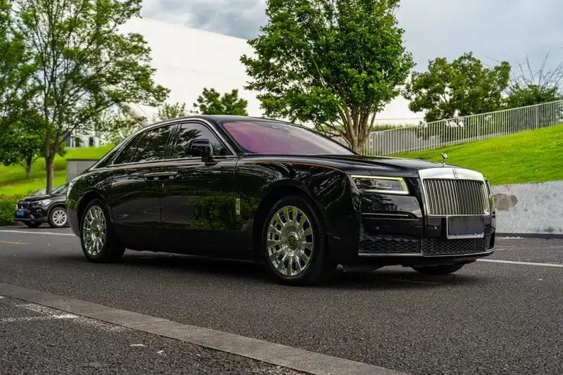 2021 Ghost 6.7T Standard Wheelbase — миниатюра 3