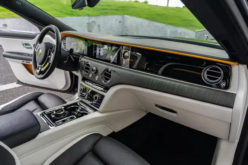 2021 Ghost 6.7T Standard Wheelbase — миниатюра 8