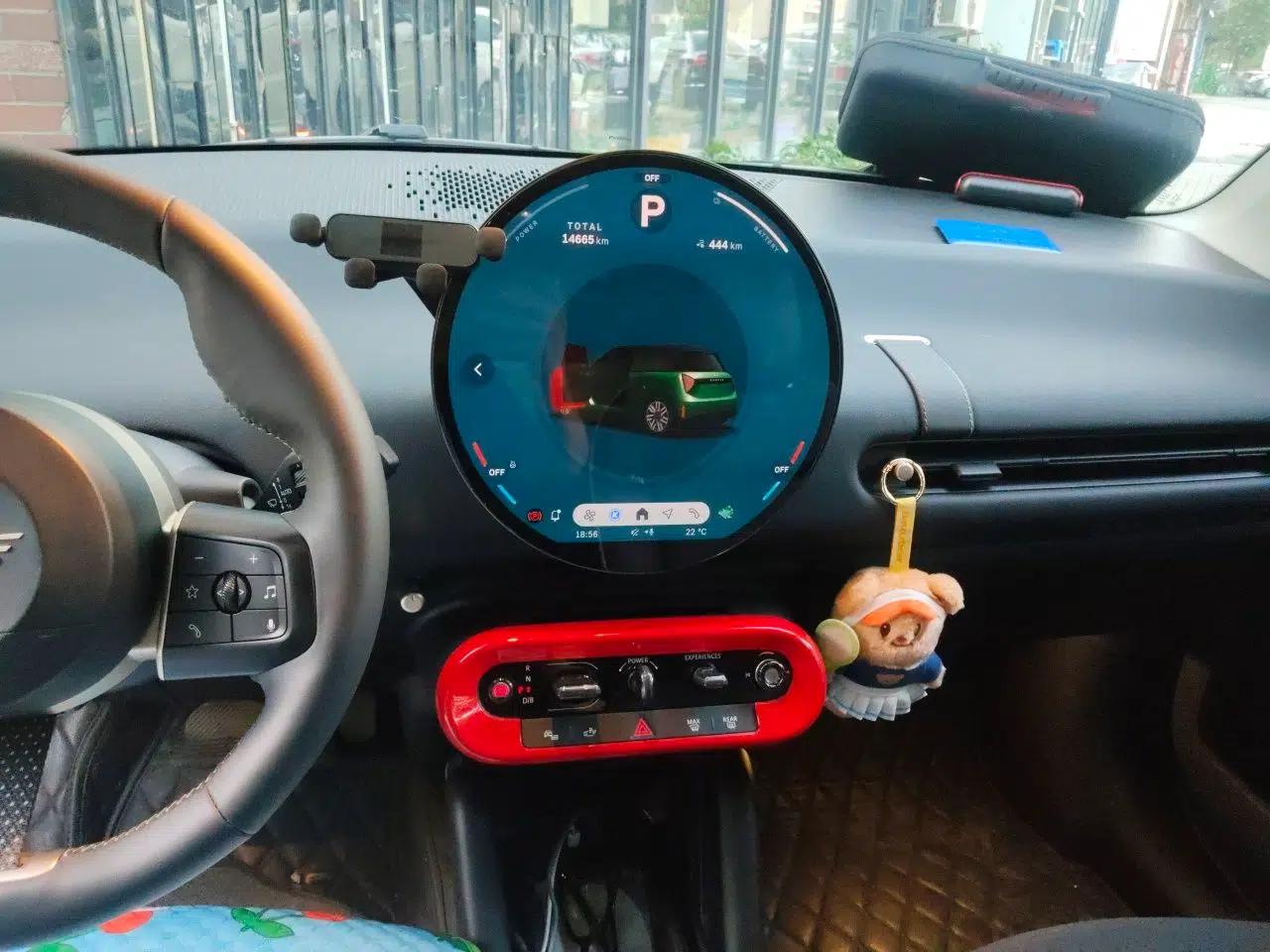 MINI Electric COOPER 2024 456km COOPER E Classic Edition — миниатюра 13